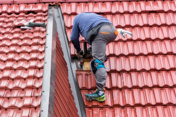 Tiling roofing 1